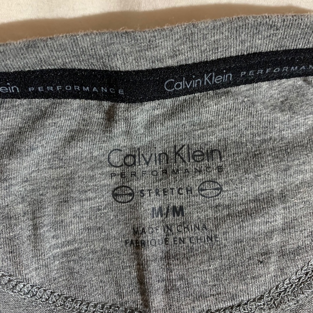 CK Soft Workout Tank - Picture 3 of 4